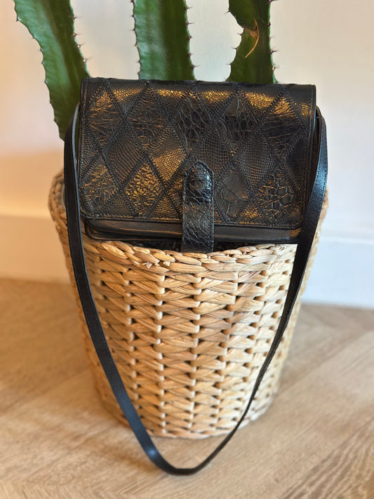 Sac bandoulière/pochette en cuir de croco noir authentique (vintage 70s’)