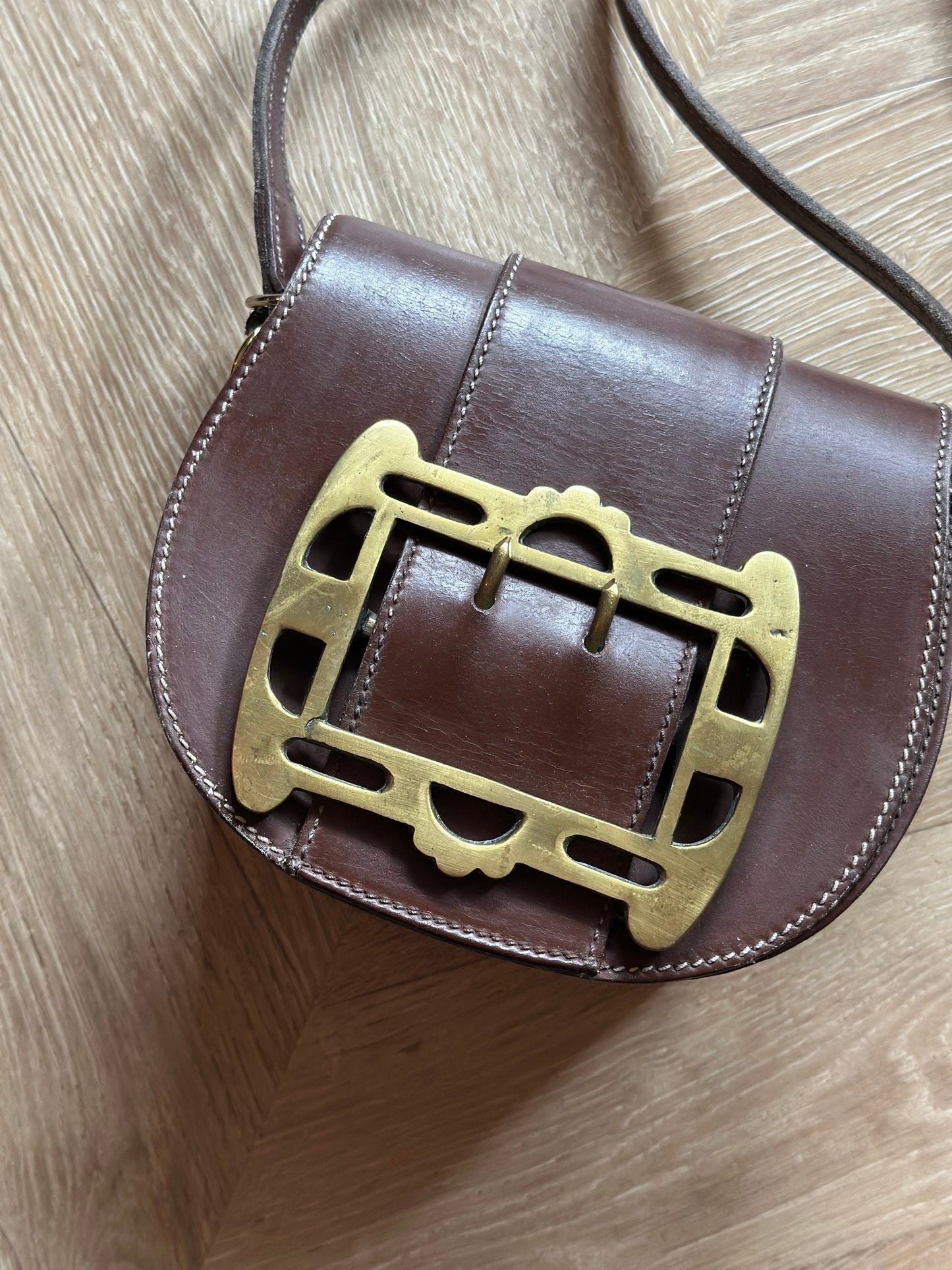 Sac bandoulière cuir marron vintage boucle métal – Made in France