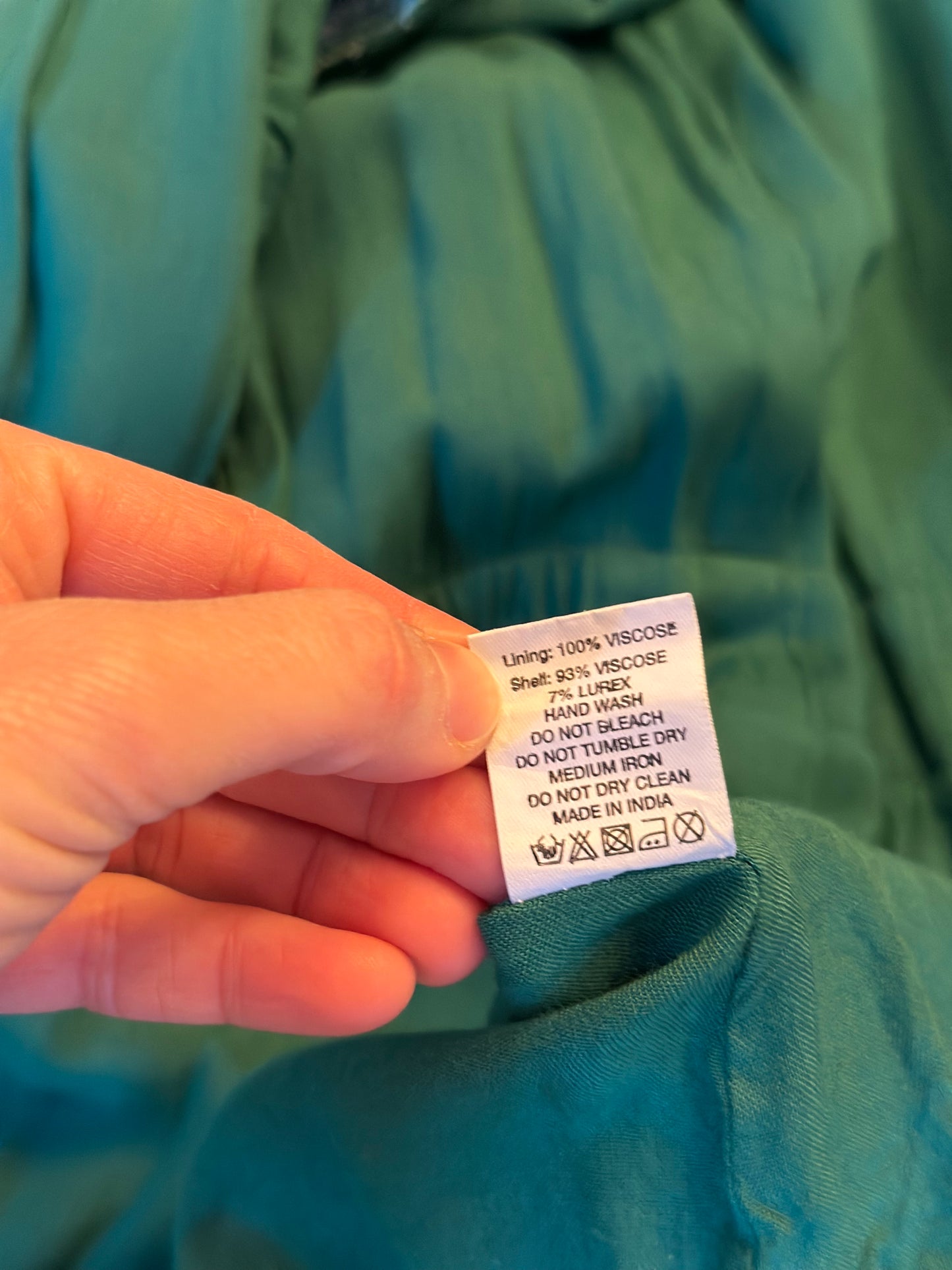 Robe portefeuille imprimé vert neuves T.38