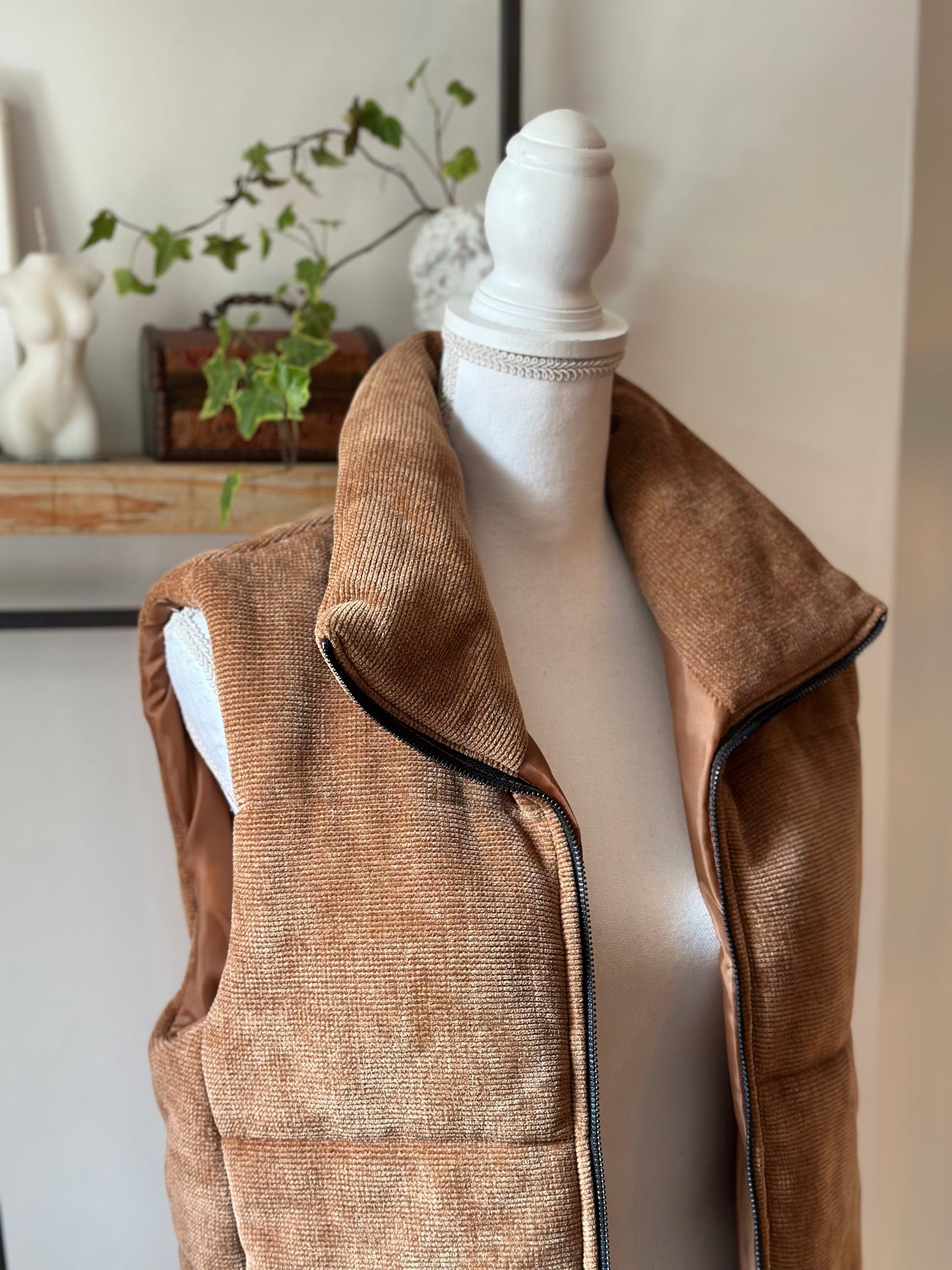Veste en velours matelassée marron clair T.36/38
