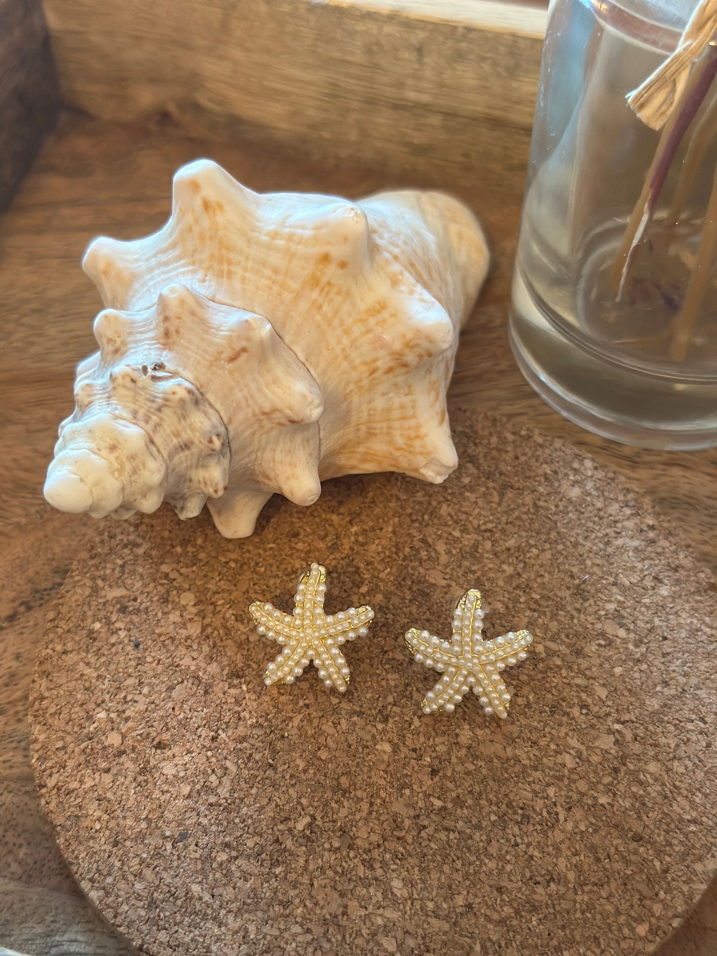 Boucles d’oreilles étoile de mer perles – doré élégant