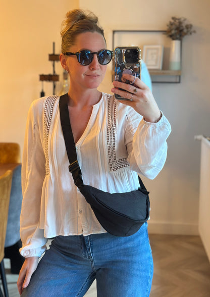 Sac bandoulière demi-lune noir en toile