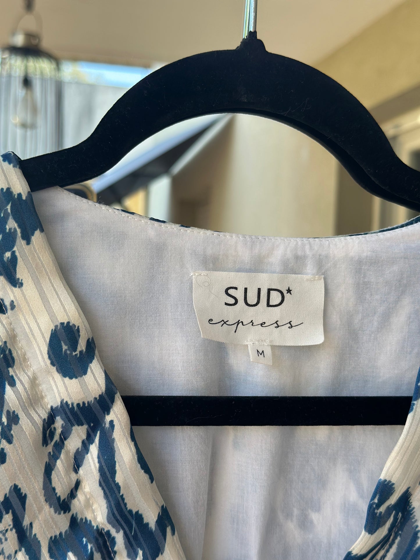 Robe modèle Routa imprimé bleu & blanc T.38
