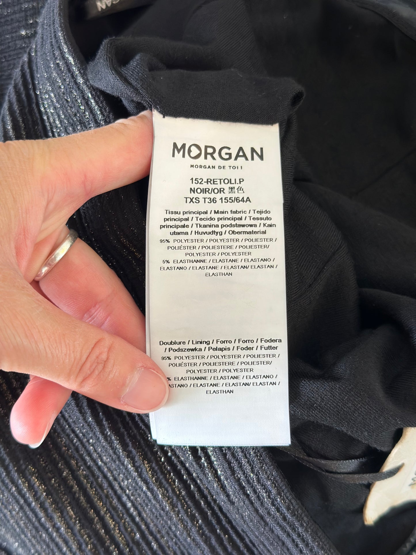 Belle robe bustier noire près du corps, légèrement pailletée T.34 neuve