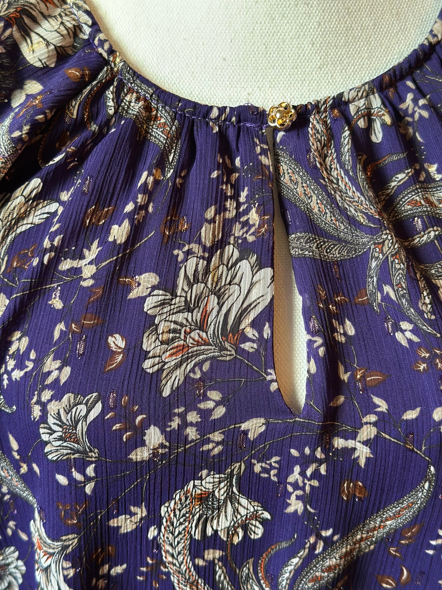 Blouse fleurie volants violet T.42