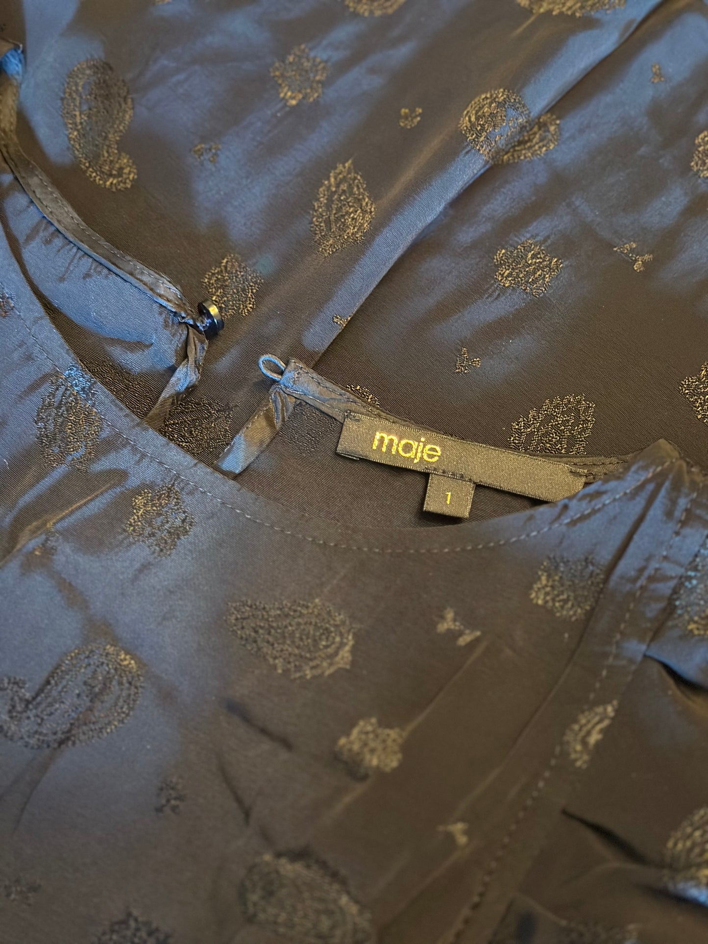 Robe noire motif cachemire T.36
