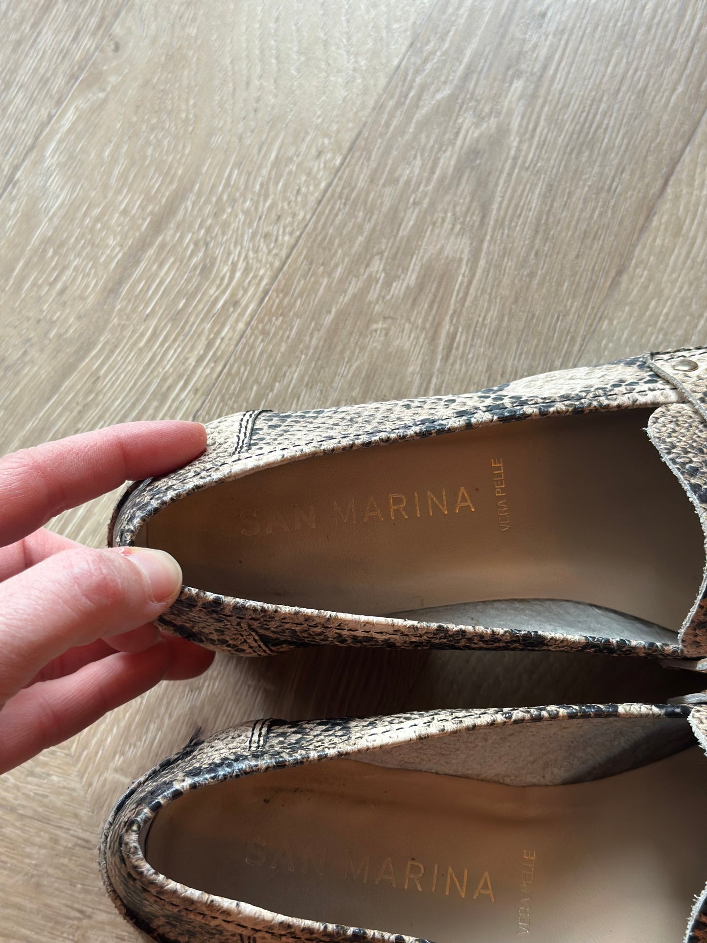 Mocassins imprimé python P.36