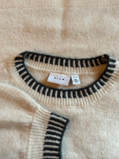 Pull col rond uni T.38 neuf