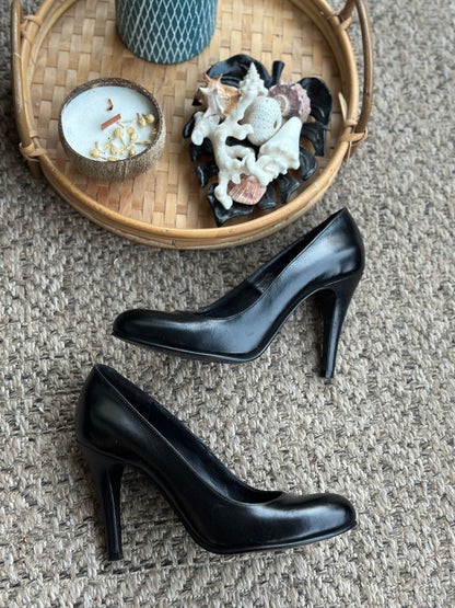 Escarpins cuir noir P.36