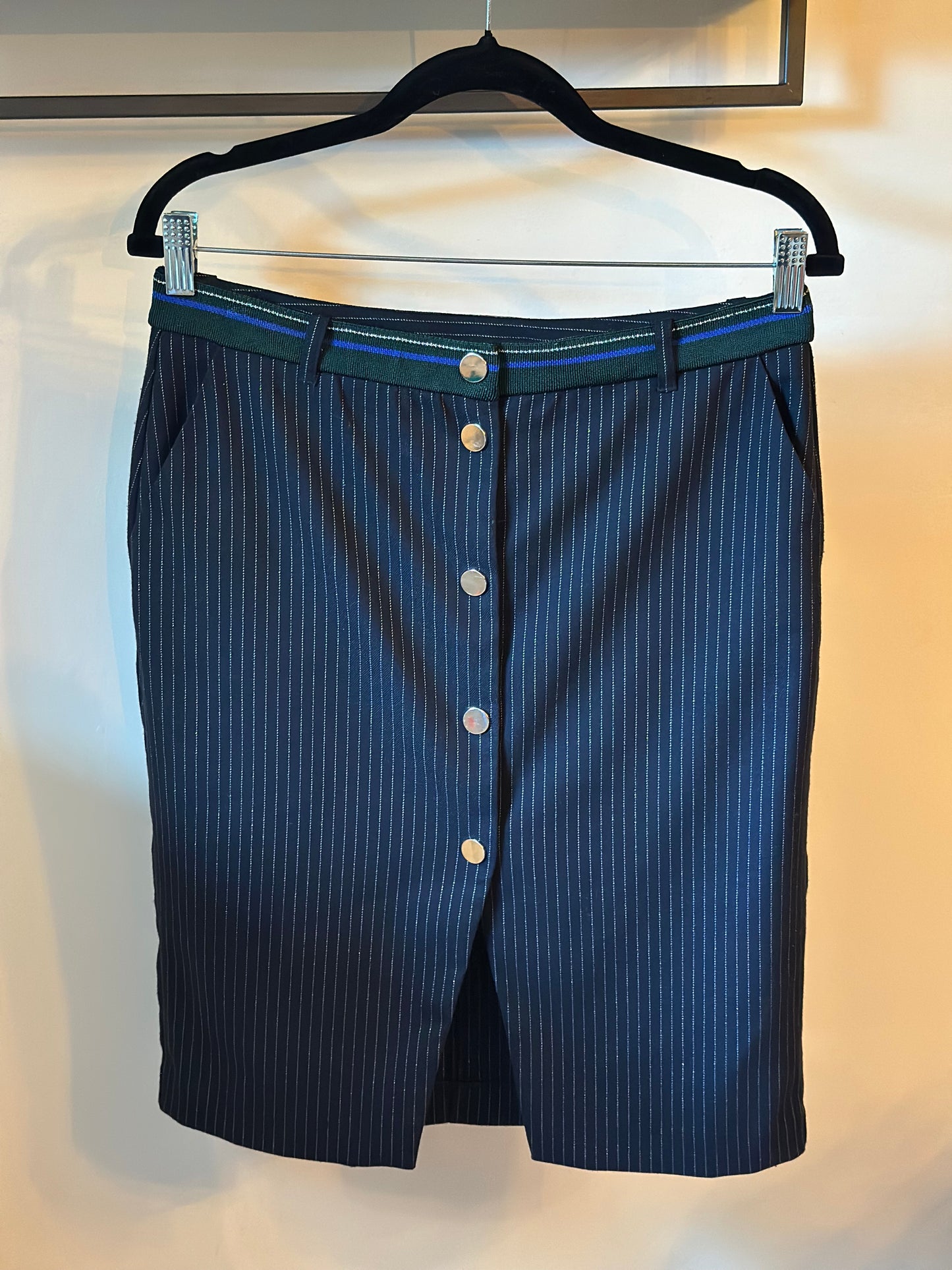 Jupe tailleur rayée T.42