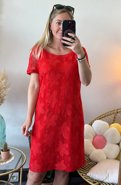 Robe rouge d’été broderie feuilles T.42