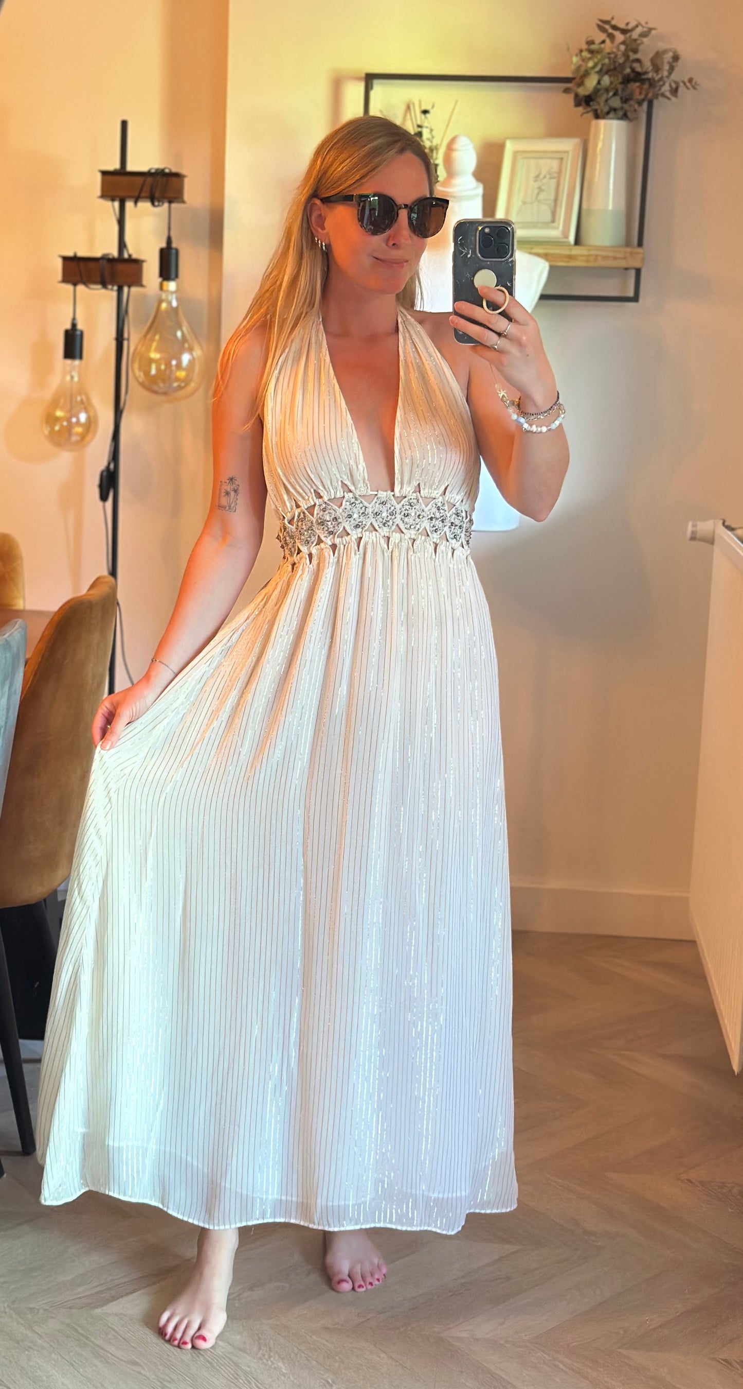 Robe longue dos nu écrue et dorée T.34