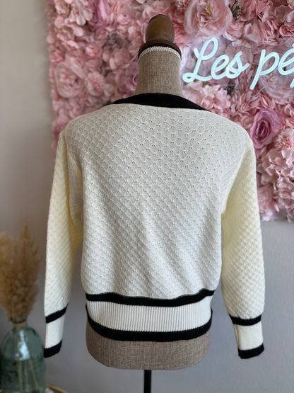 Cardigan blanc et noir en maille lainée avec détails boutonnés T.34/36