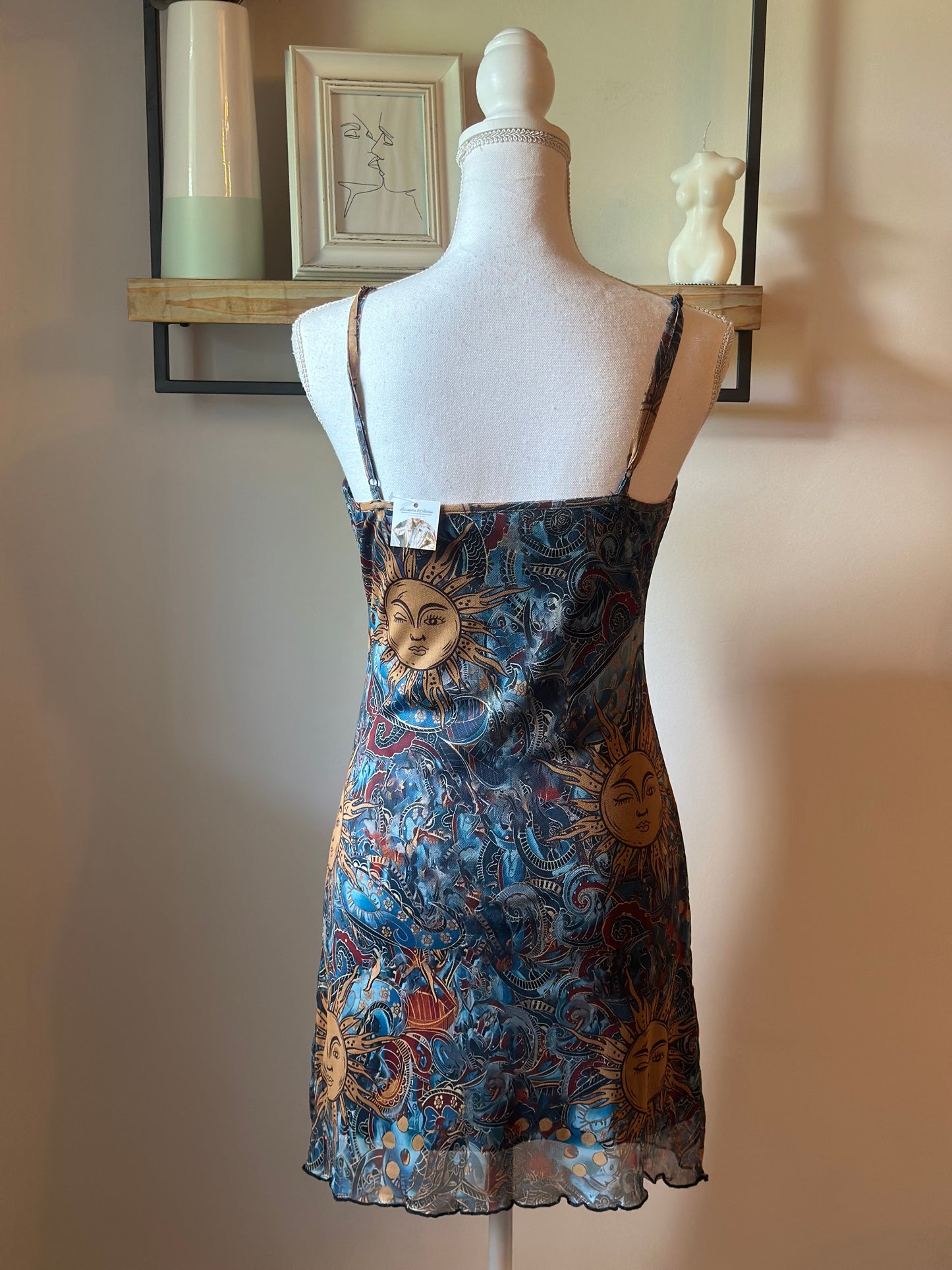 Robe d’été imprimé soleil coloré T.36