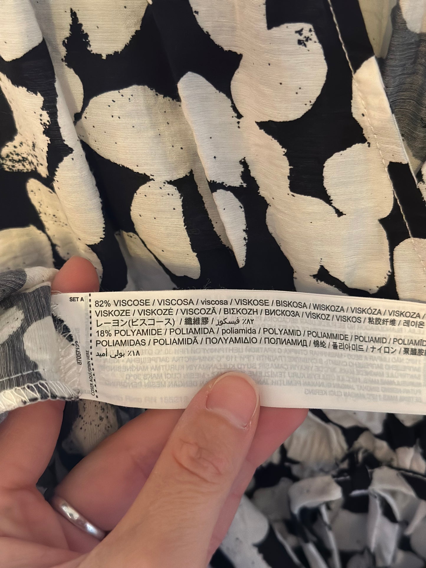 Combishort fluide à pois noir et blanc T.36