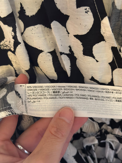 Combishort fluide à pois noir et blanc T.36
