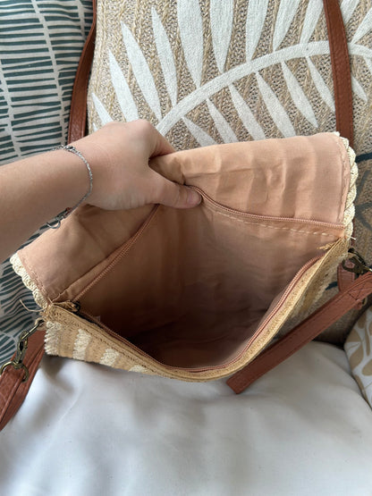 Sac bandoulière raphia motif graphique bohème