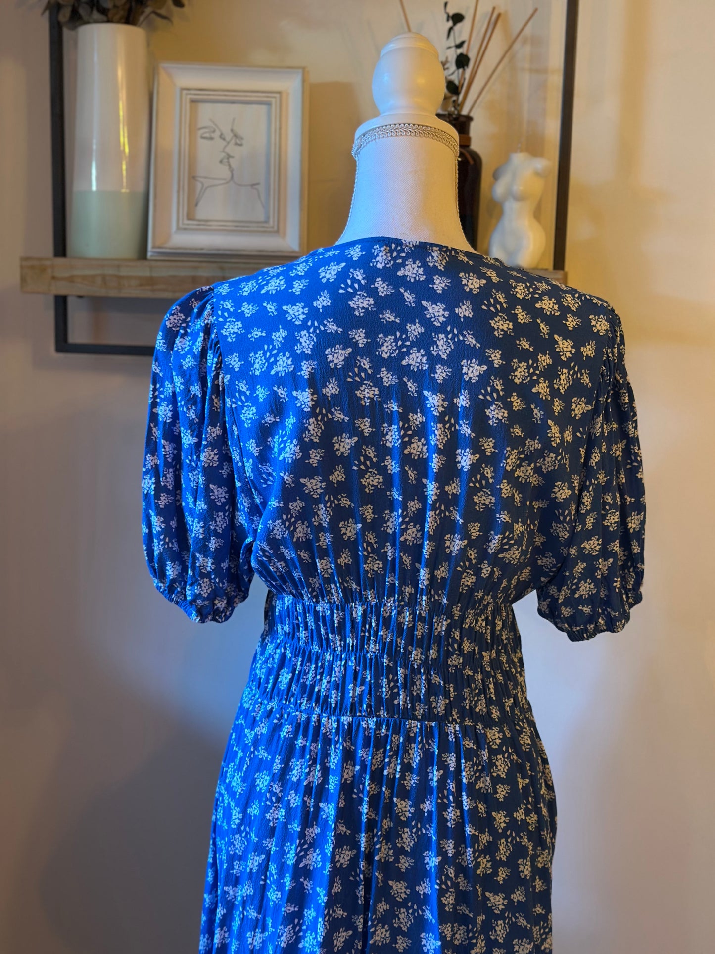 Robe longue fleurie bleue T.40