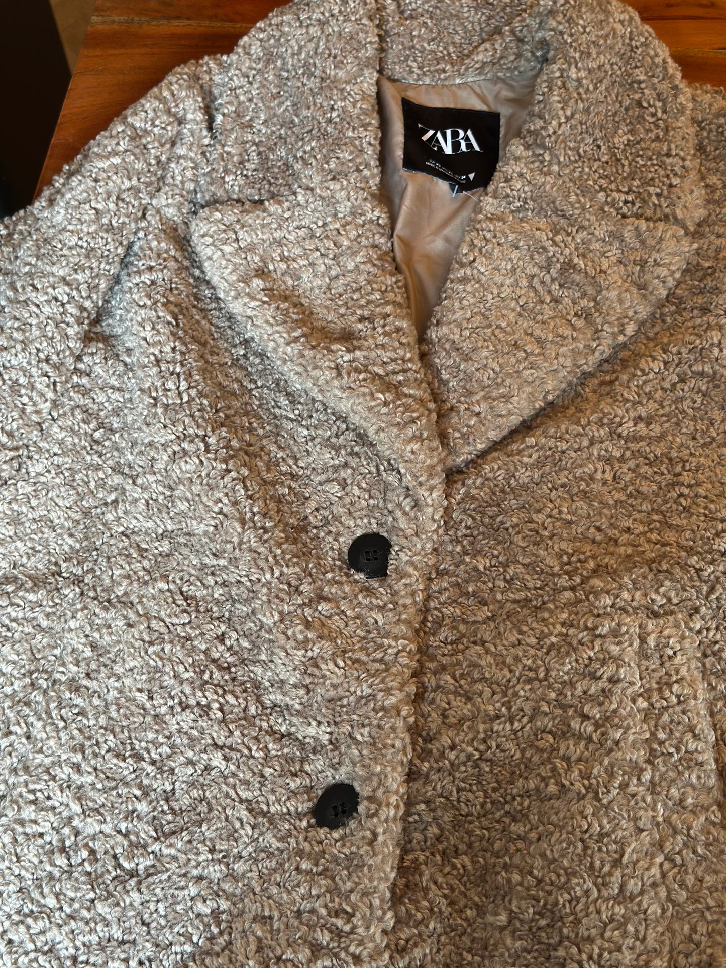 Manteau beige foncé noir mi-long T.34 oversize