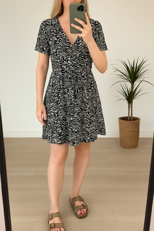 Robe imprimé zèbre palmiers noir et blanc T.36