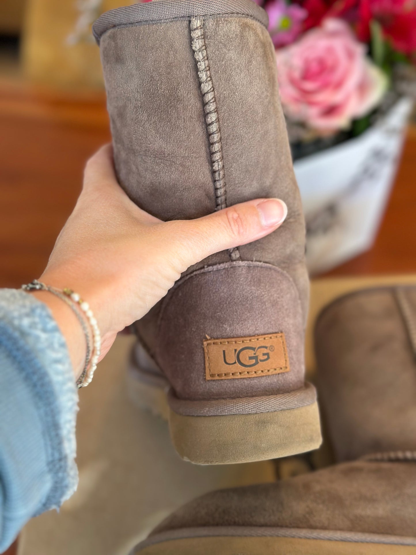 Bottines fourrées en suède UGG Classic Short II – Couleur Syrah Grey P.36
