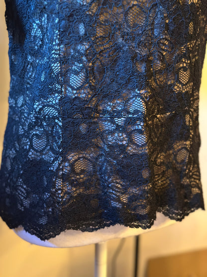 Blouse en dentelle noire T.38