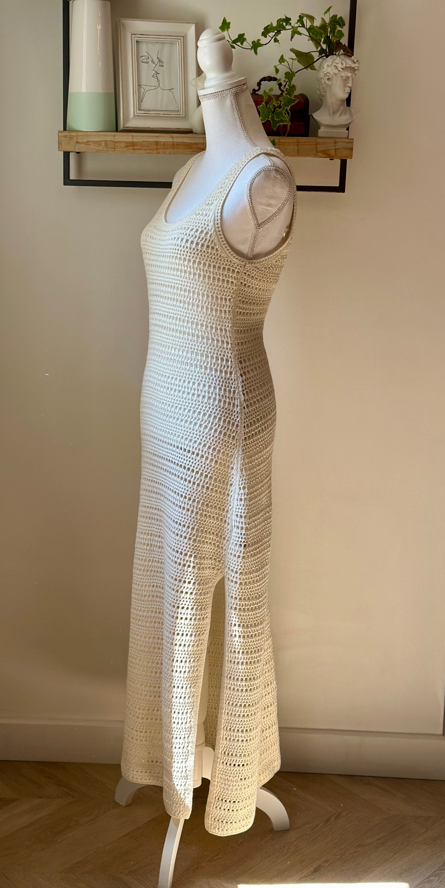 Robe longue au crochet crème neuve T.38