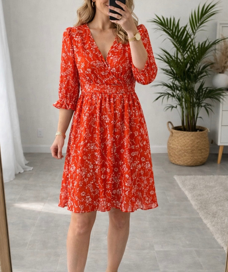 Robe midi rouge blanc à motifs neuve T.36/38