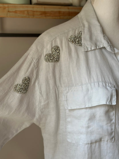 Chemise tunique blanche en lin – Cœurs argentés T.U