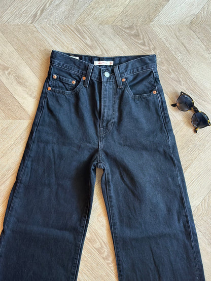 Jean wide leg noir Levi’s Ribcage T.34