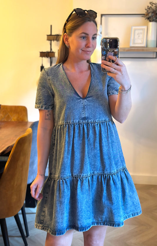 Robe en jean bleu à col V T.34