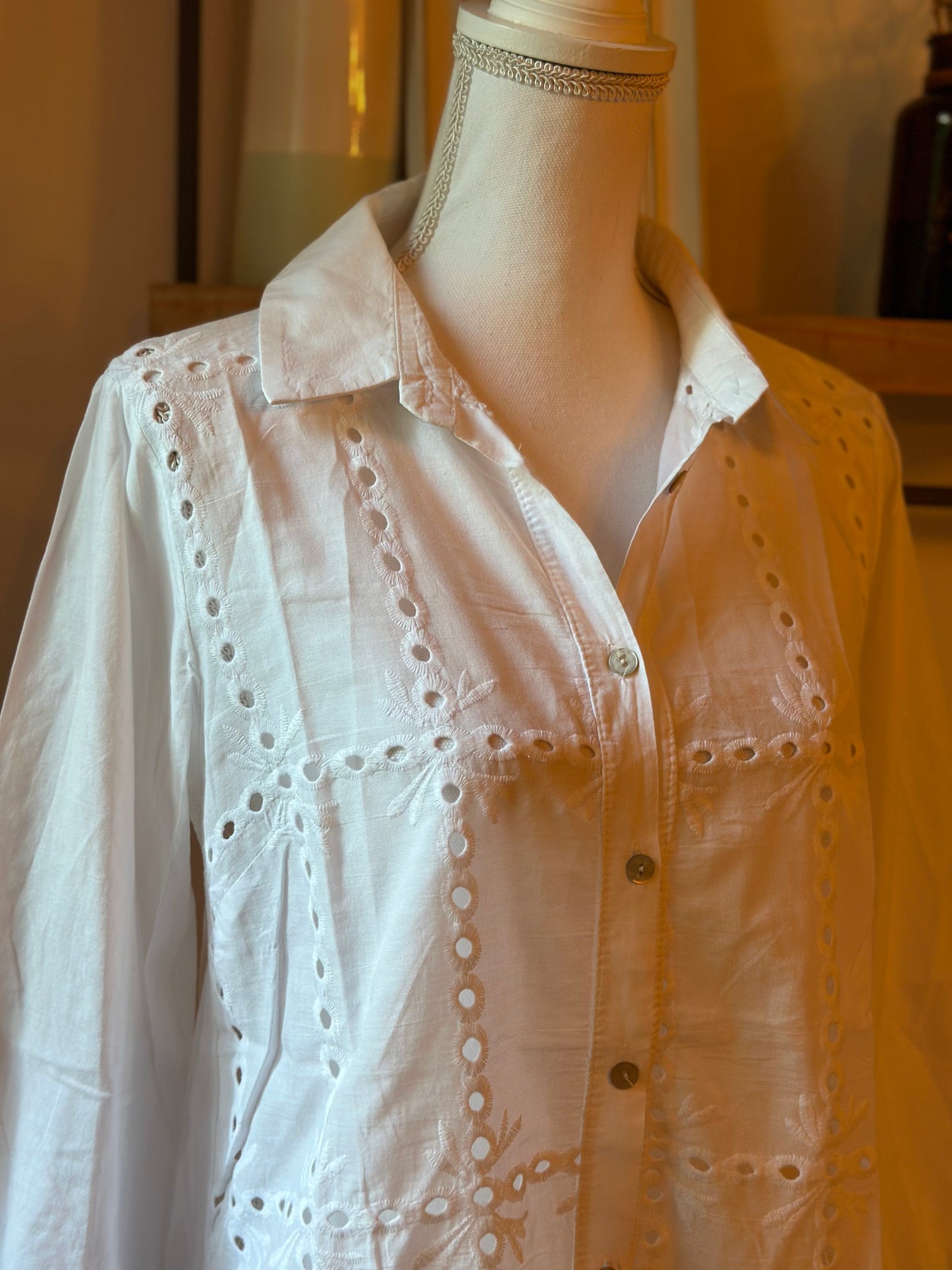 Chemise blanche broderie anglaise en coton Made in Italy T.U