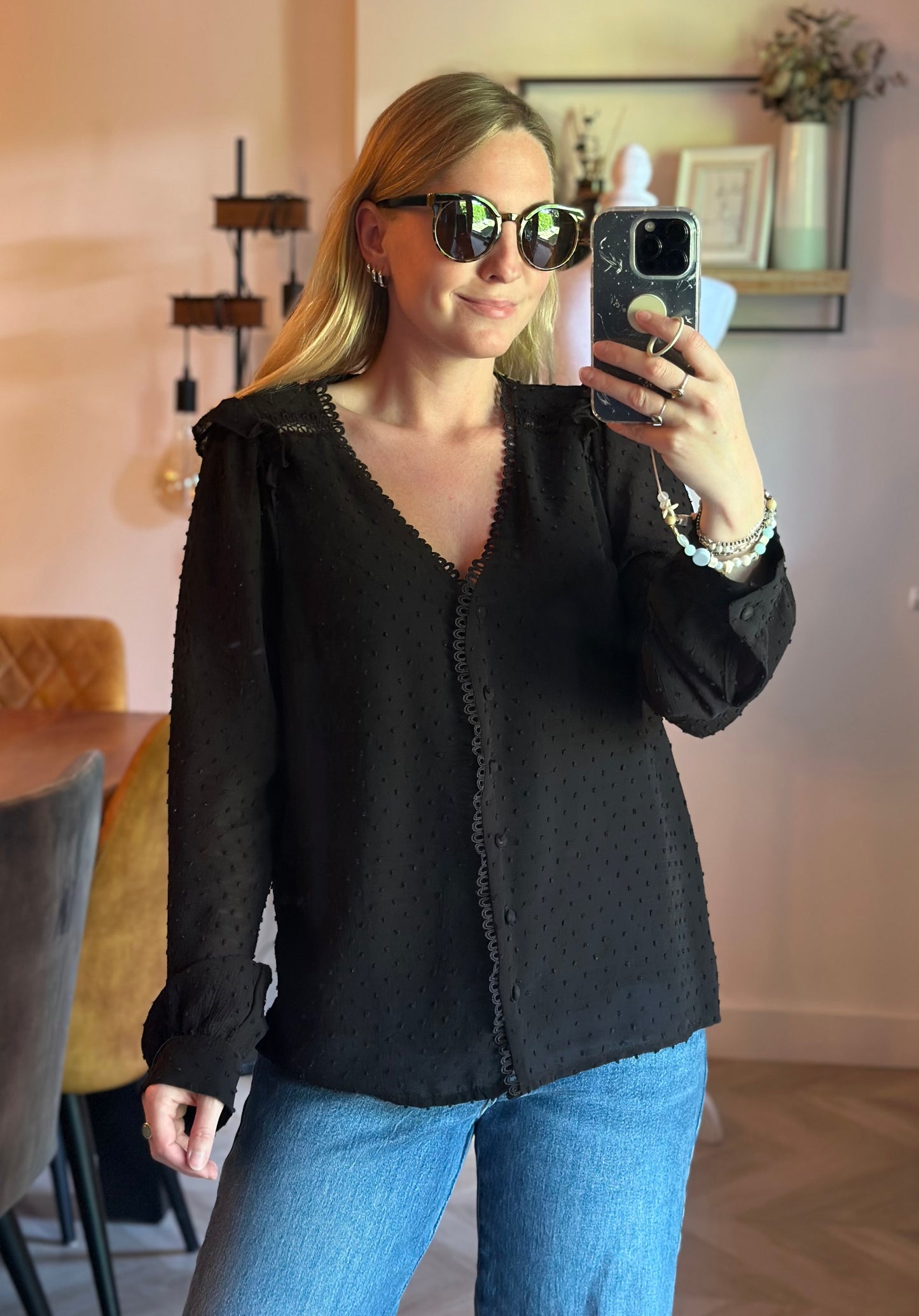 Blouse noire plumetis T.40