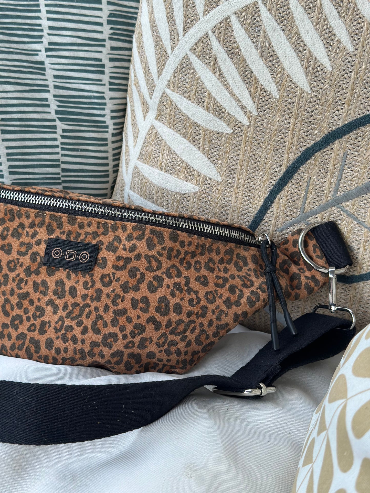 Sac banane imprimé léopard coton marron neuves
