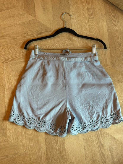 Short fluide broderie anglaise gris T.36