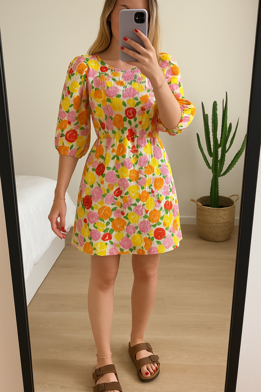Robe d’été fleurie dos lacé T.40