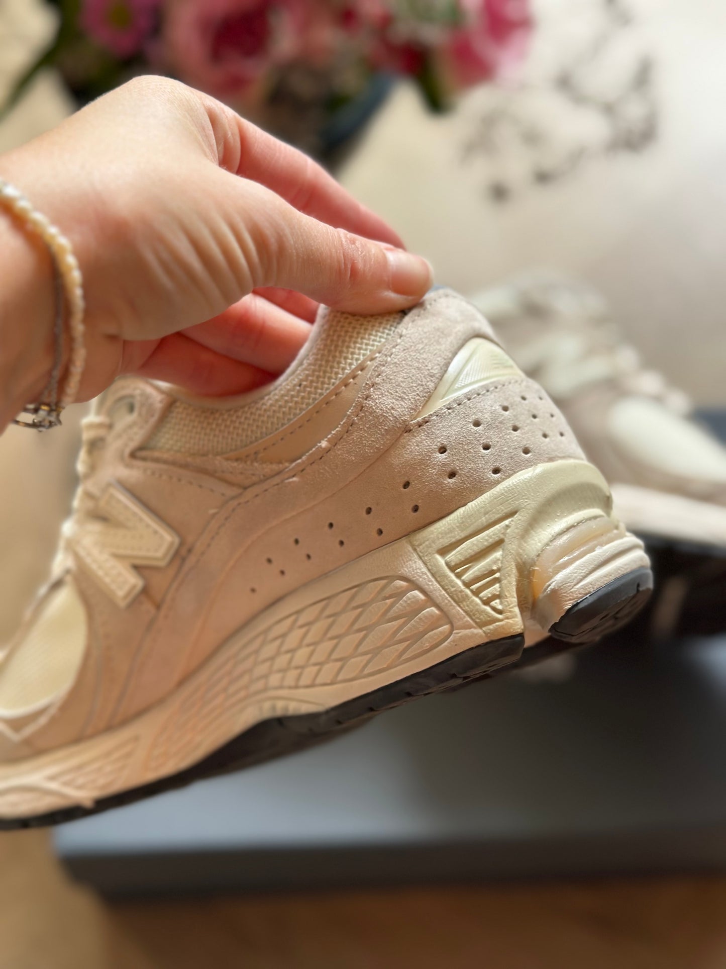 Basket New Balance 2002R beige P.36