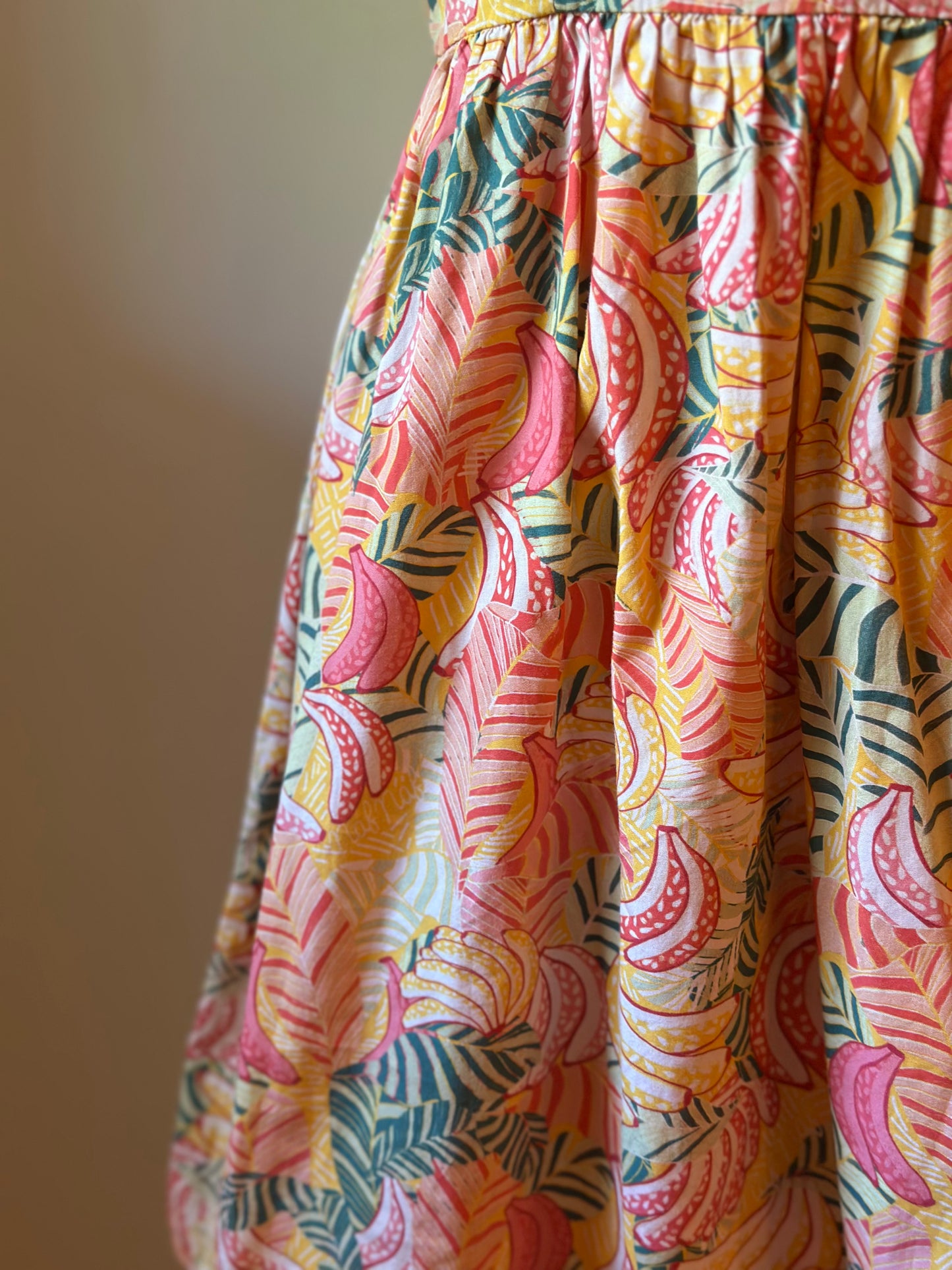 Robe fluide imprimé tropical pastel T.36