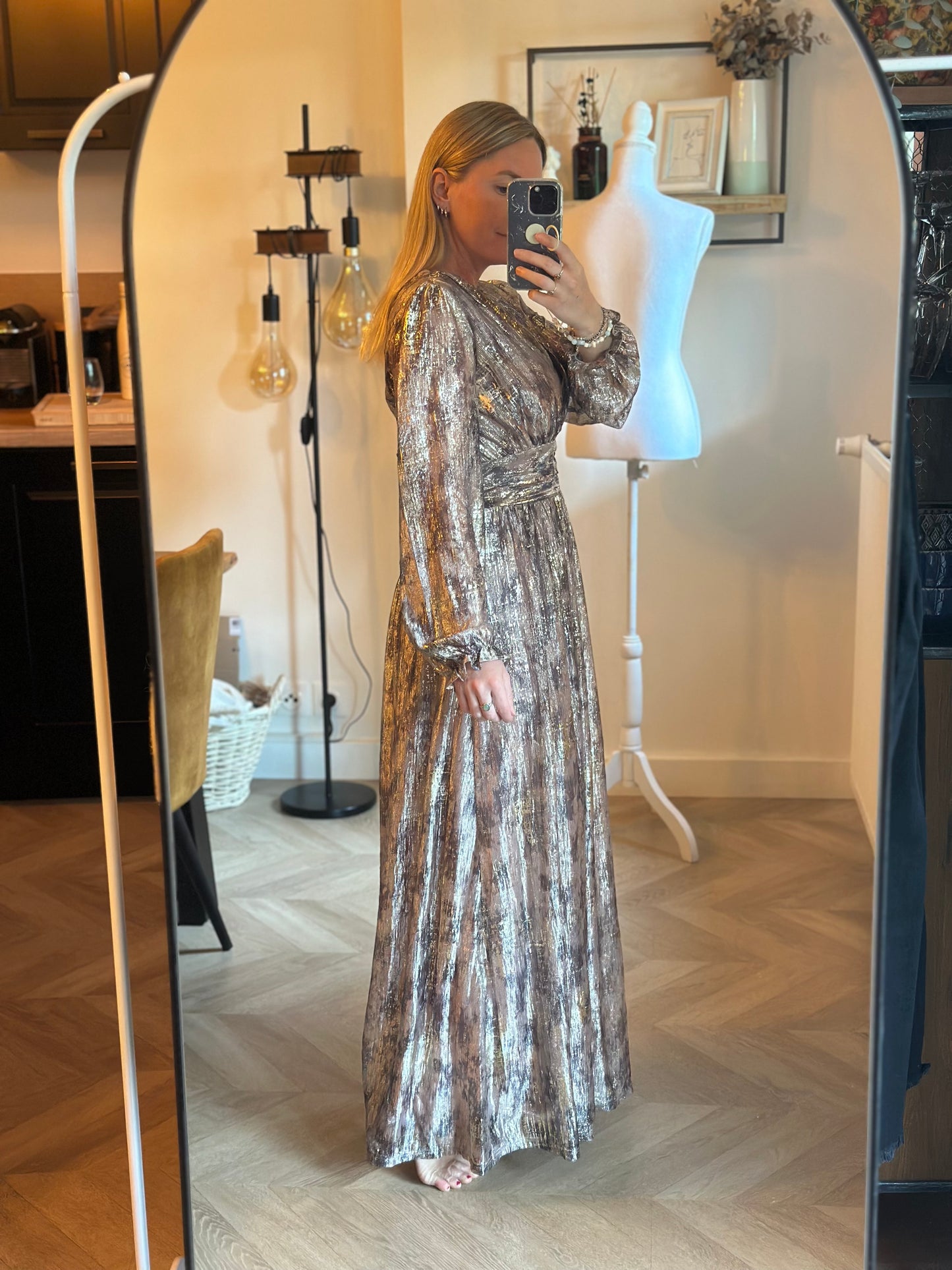 Robe longue irisée beige doré manches voile T.36/38