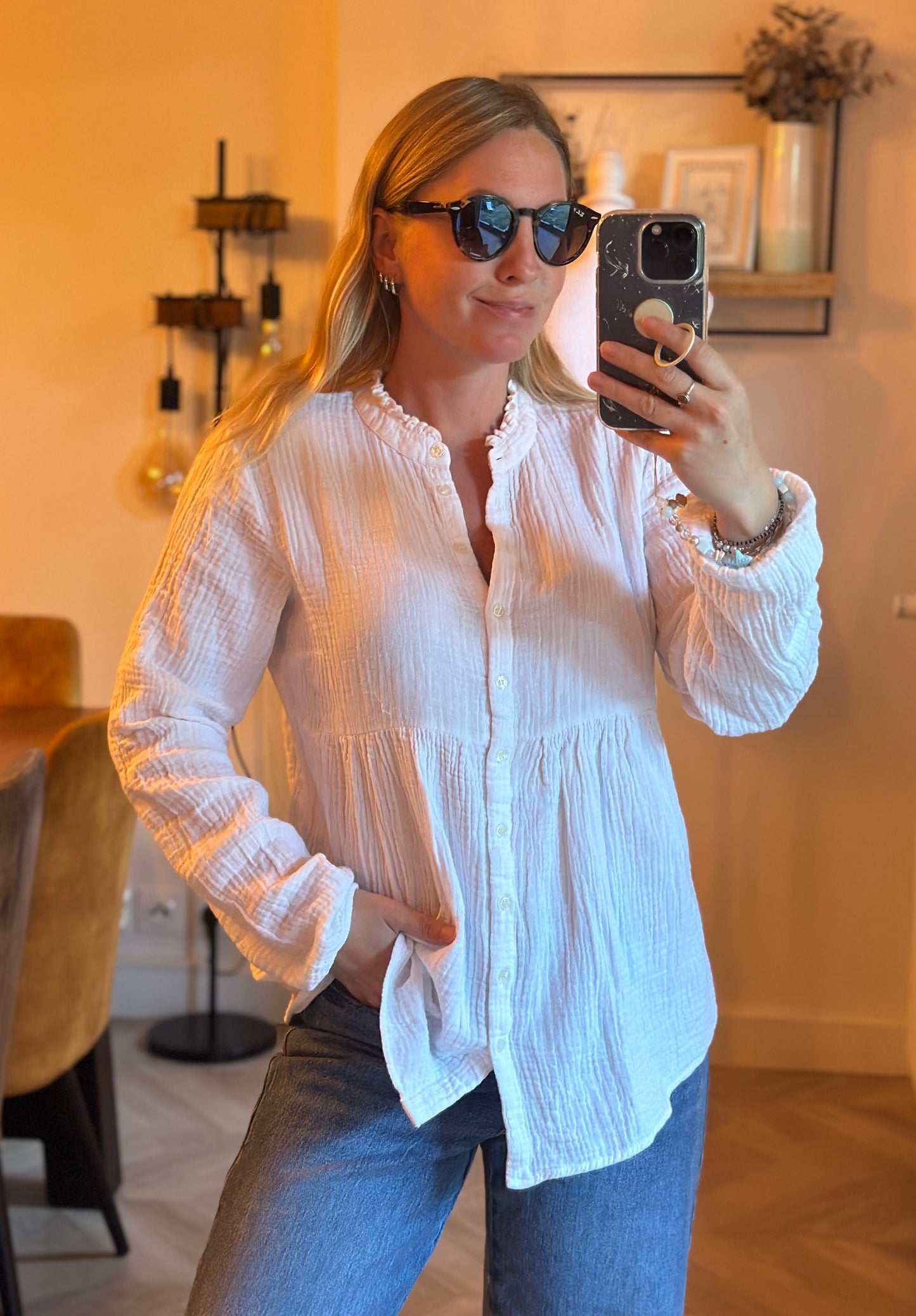 Blouse unie blanche fabriquée en Italie T.U convient du 38 au 42