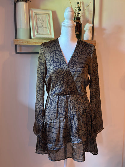 Robe fluide imprimé animalier kaki et noir manches longues T.36