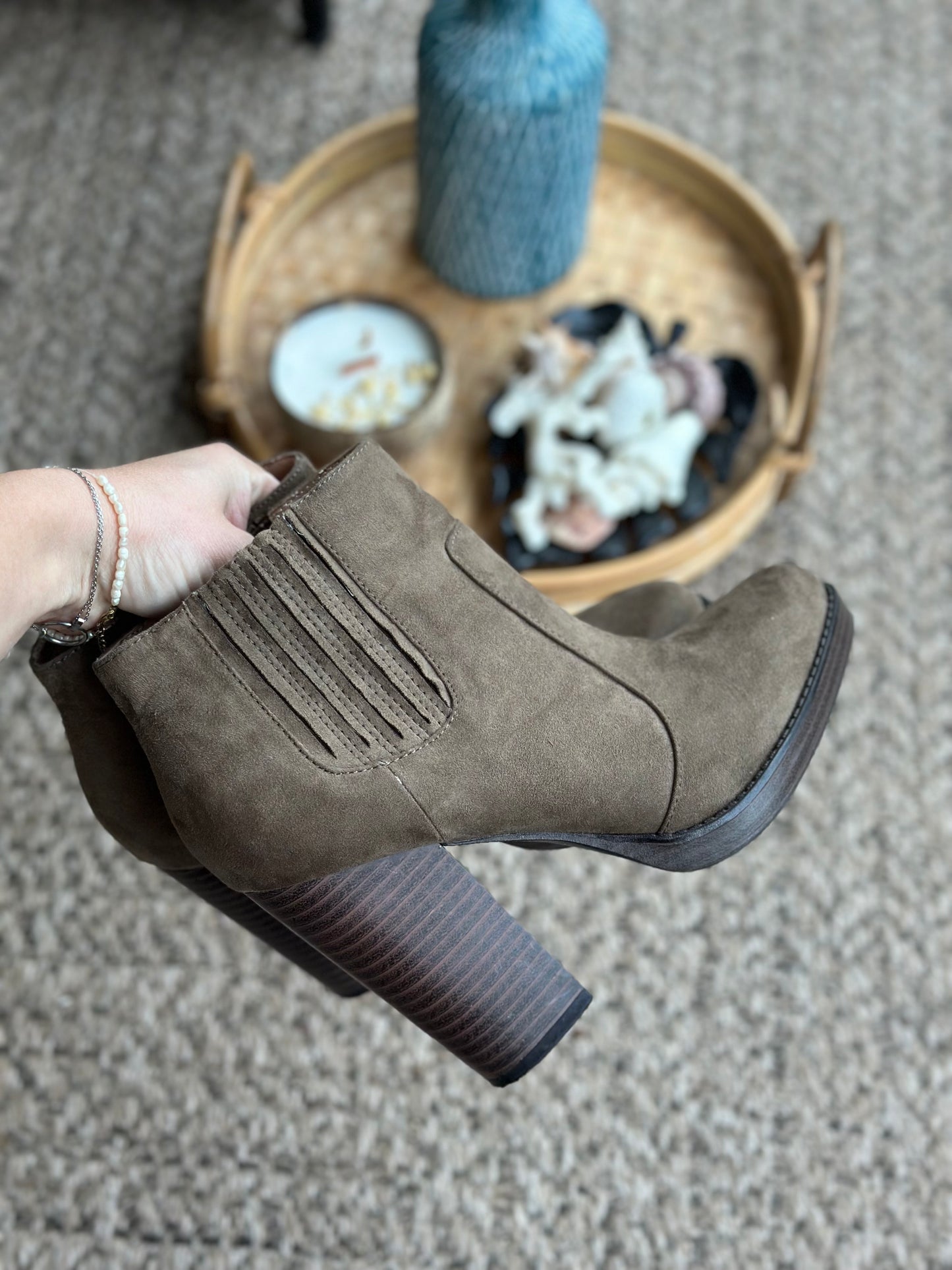 Bottines talon épais daim marron P.37