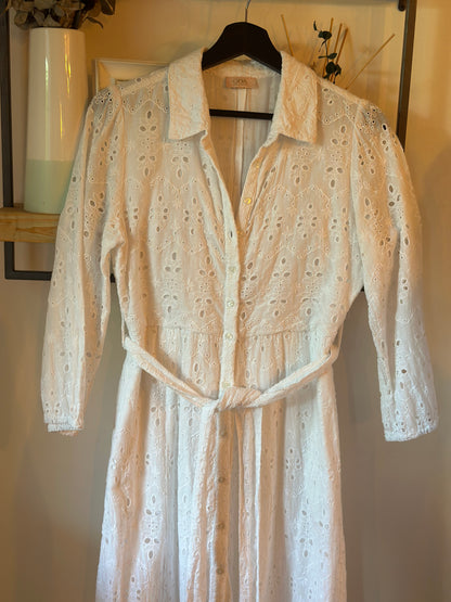 Robe longue blanche broderie anglaise T.36