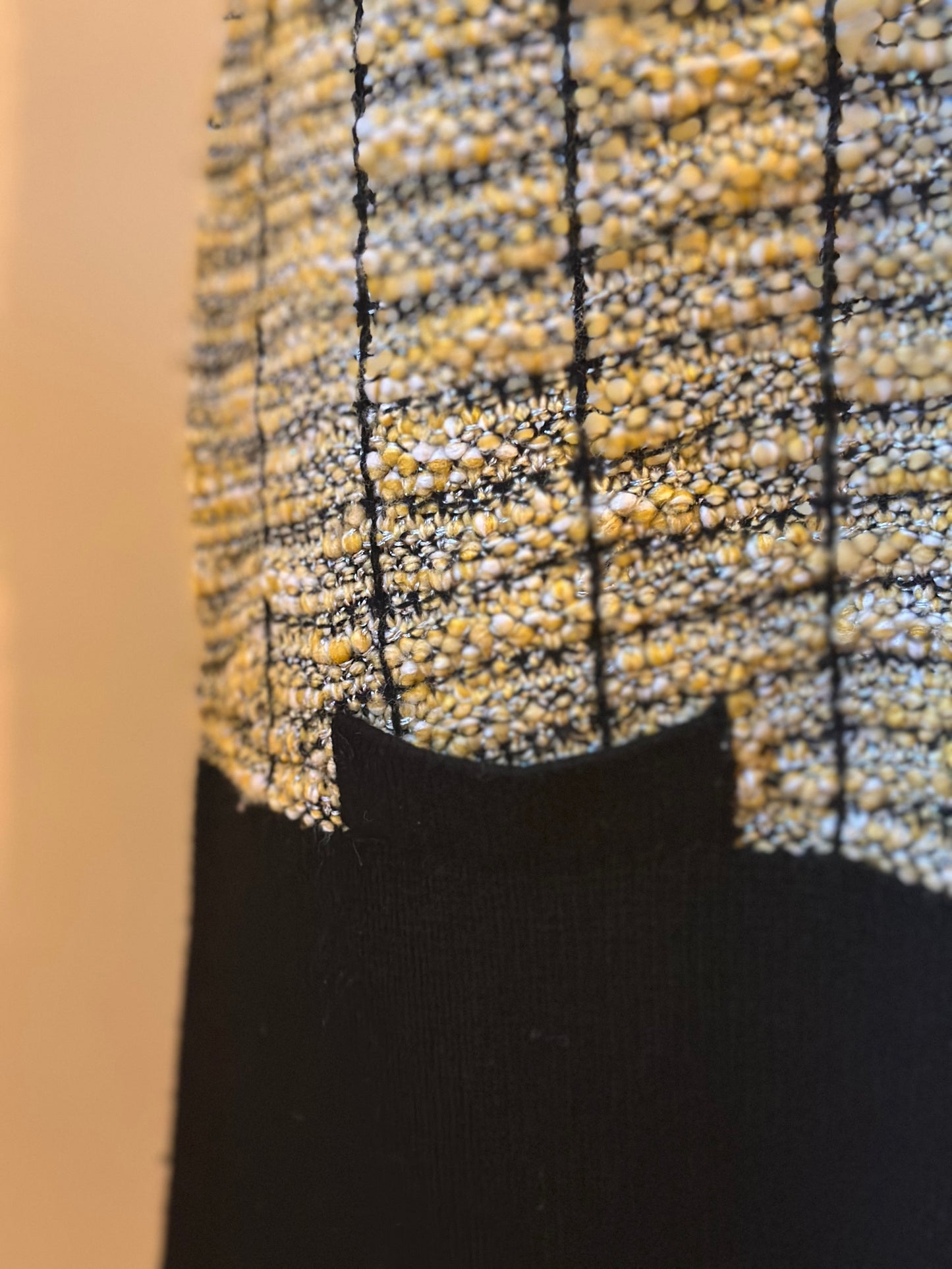 Robe tweed laine jaune et noir T.40