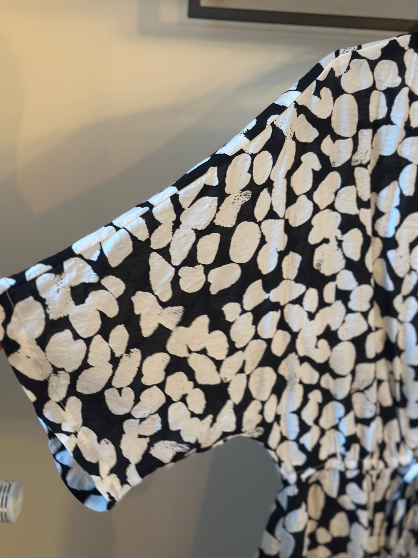 Combishort fluide à pois noir et blanc T.36