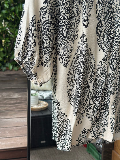Blouse imprimé cachemire noir & écru – Neuve T.36