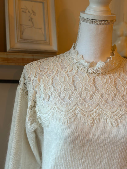 Pull écru dentelle col victorien angora T.40