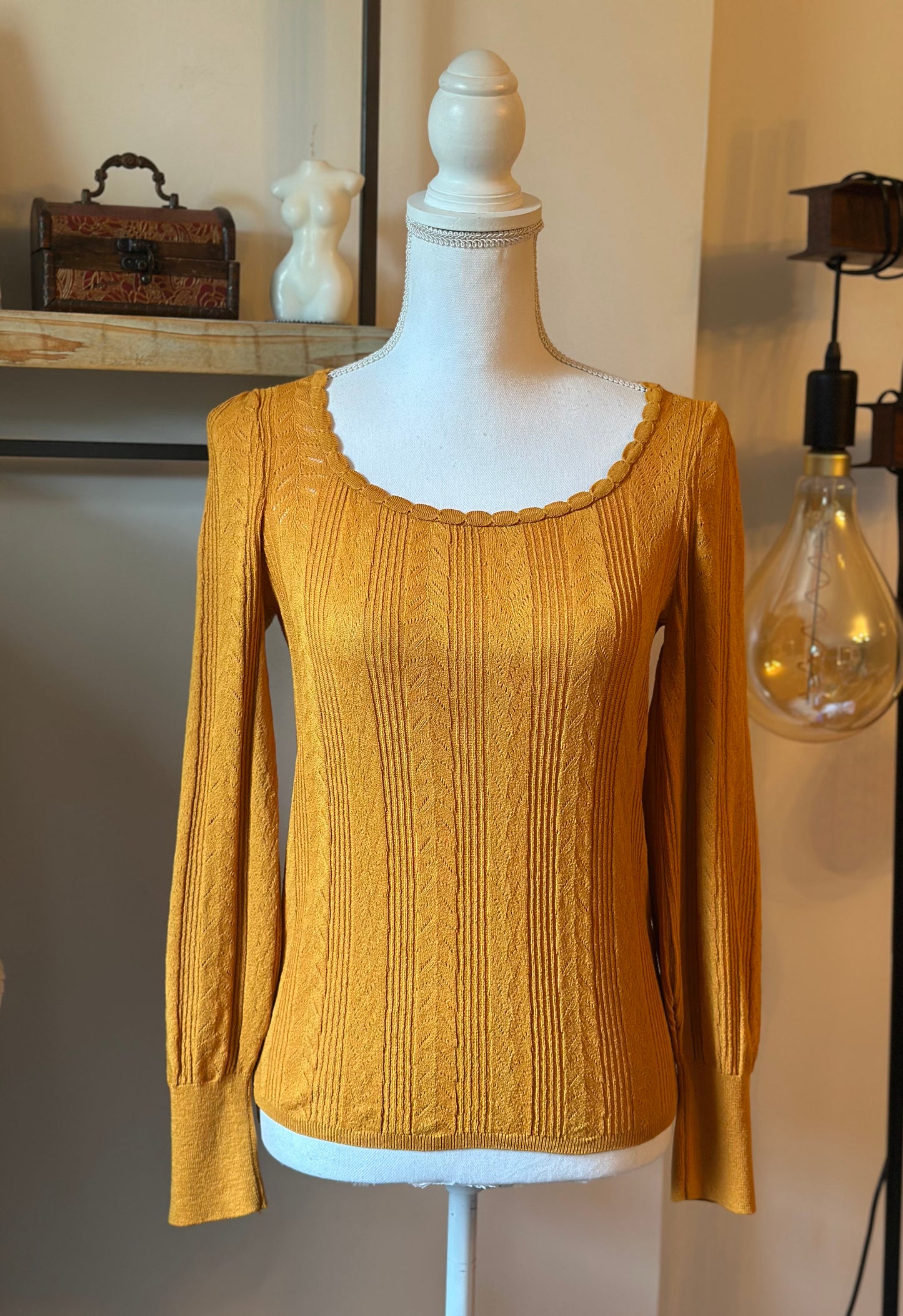 Haut maille unie texturée T.34