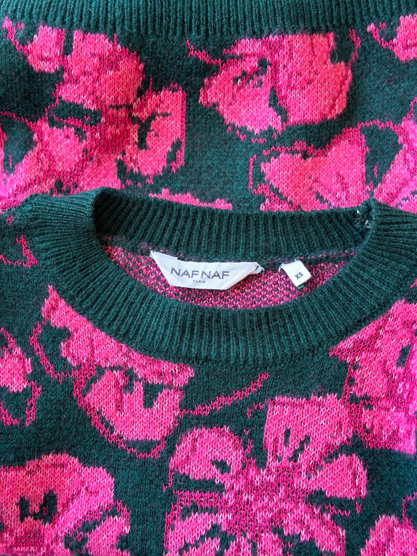 Pull en maille « Puebla » vert sapin à motif fleuri rose, T.34