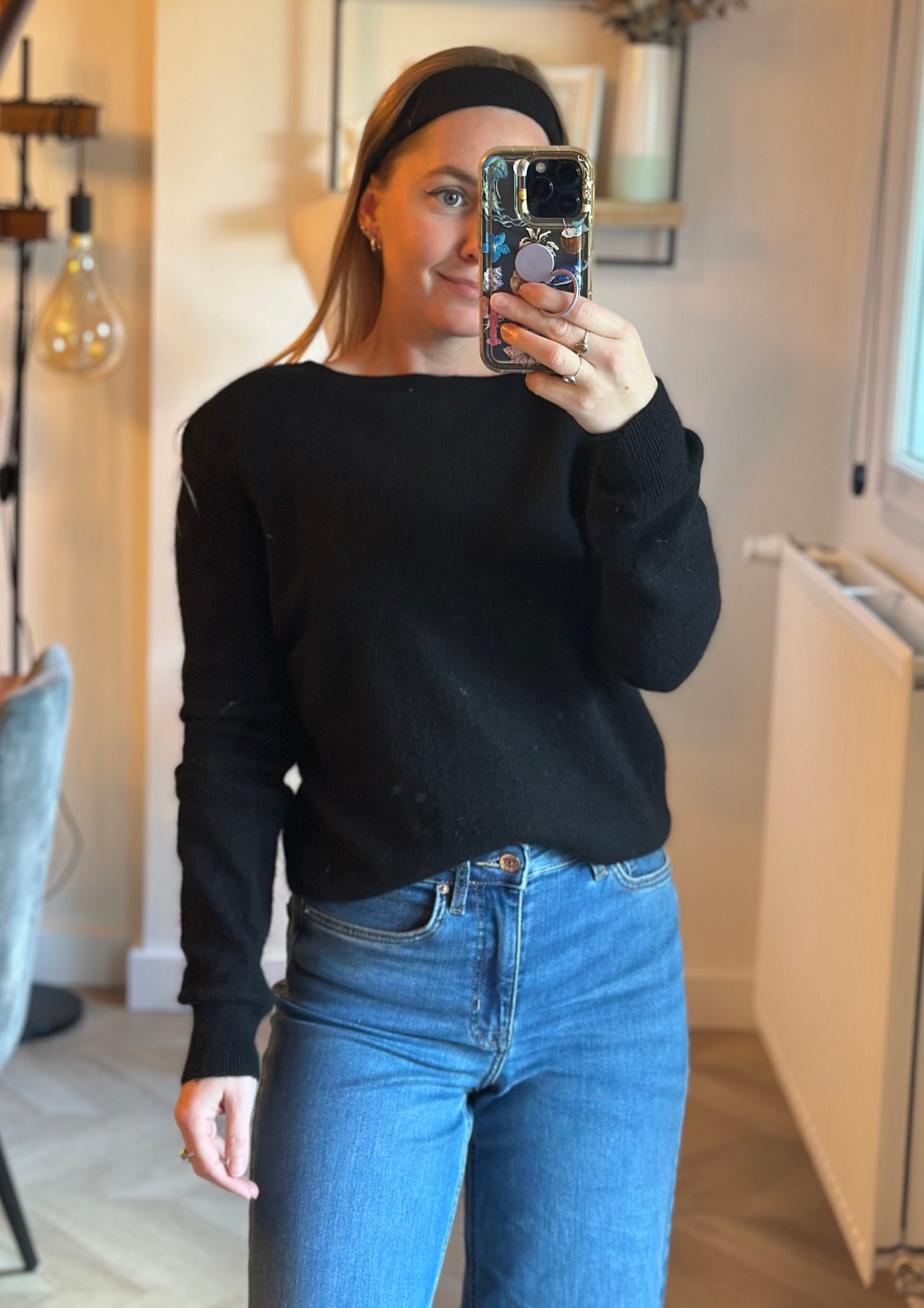 Pull noir col V laine mélangée T.34